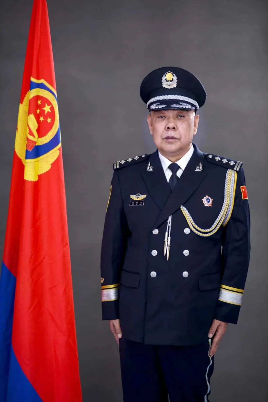 【党员风采】站好最后一班岗——记兰州市老党员民警朱新山的执着坚守