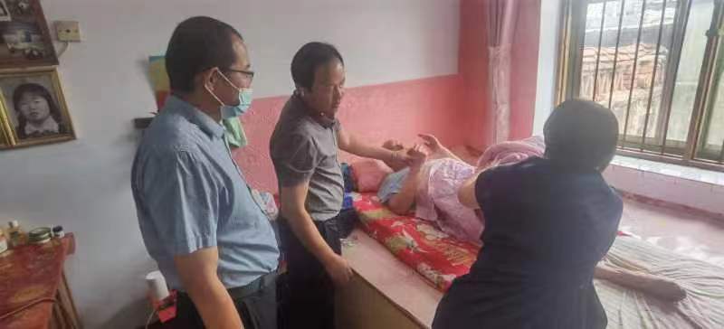 青岛西海岸新区大村中心卫生院情倾失能人员家庭