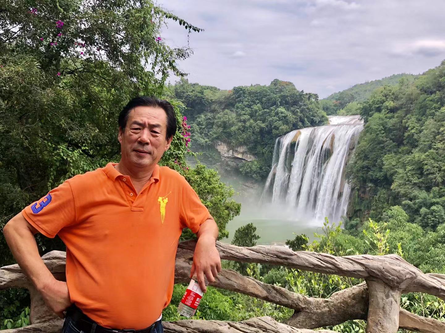 栾建胜：艺术作品回归自然意境深远