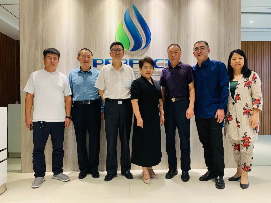 张军一行莅临铂而斐健康机构调研