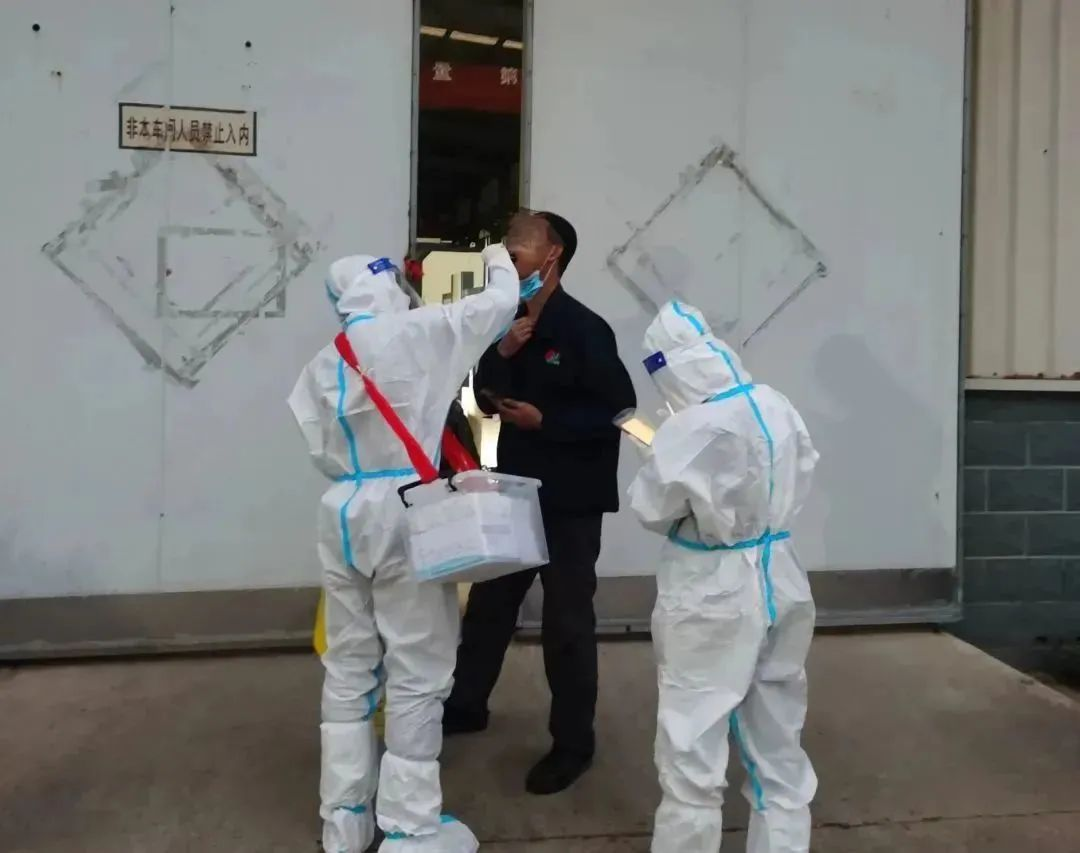 青岛西海岸新区滨海街道为守护群众生命健康筑起坚实屏障