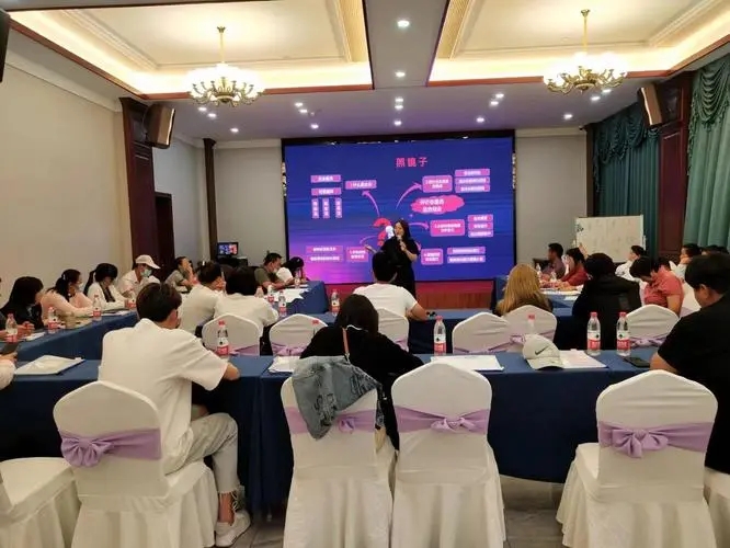 江苏亭湖黄尖镇：开展2023年“创业意识+电子商务”培训班，助力“创响江苏”春风行动