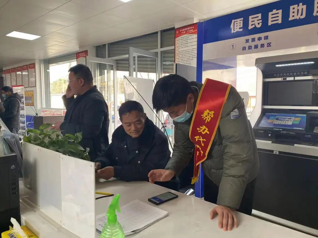 山东省兰陵县矿坑镇：便民服务绿色通道赢民心