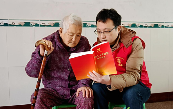 盐城射阳千秋镇：红色书籍送上门 党员冬训“不掉队”