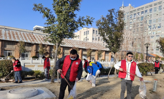 江苏亭湖五星街道城东社区：开展“共创文明城市 共建美好家园”志愿服务活动