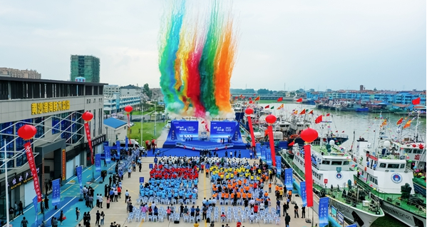 江苏射阳县黄沙港镇：硬核产业集聚 赋能高质量发展