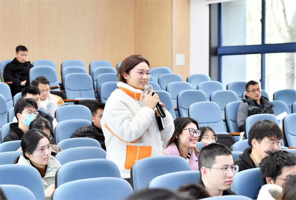 盐城建湖：“汇湖行动”用诚意聚才留才