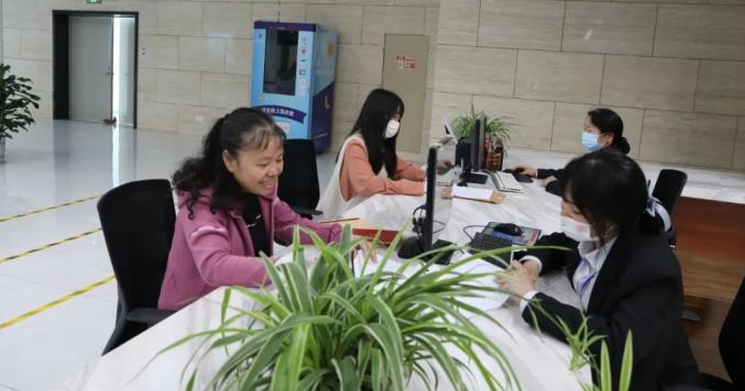 送服务 促发展 助和谐！江苏东台市暖企惠民出实招