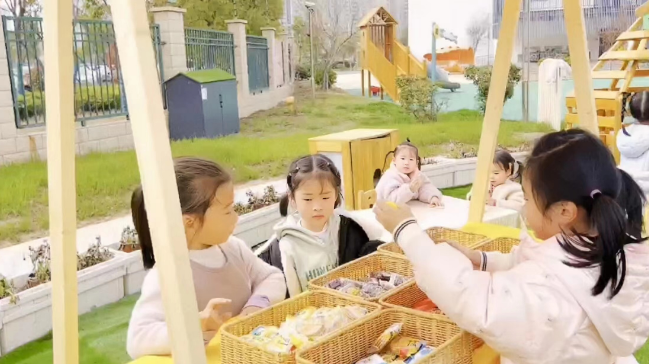 江苏盐城射阳县：有所幼儿园被“部落”占领