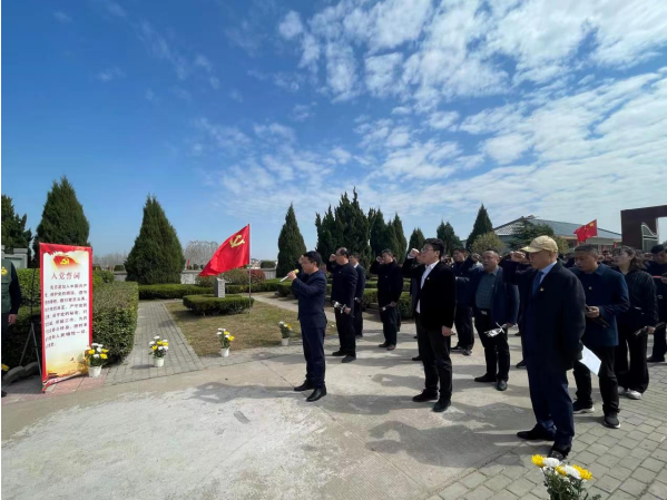 江苏盐城亭湖区南洋镇：清明祭英烈 奋进新征程