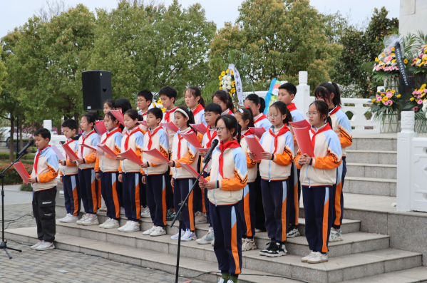 盐城市亭湖区便仓镇：清明缅怀先烈 传承砥砺奋进