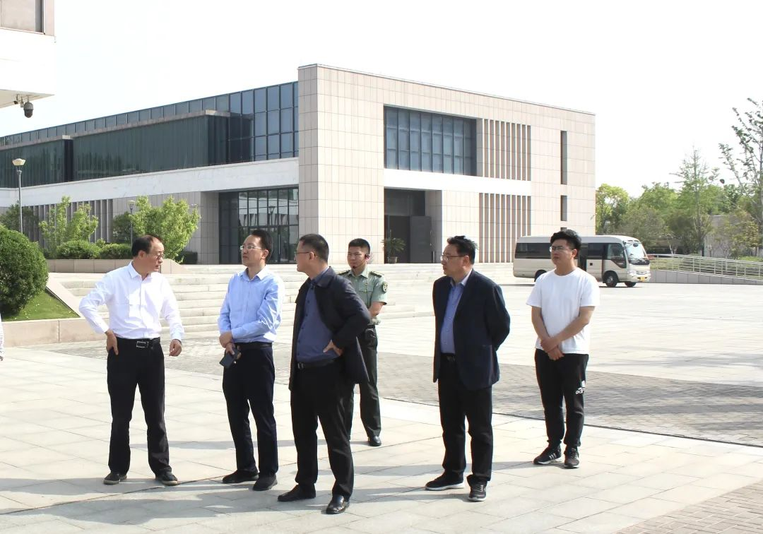 江苏省住建厅专家组来盐城调研省生态园林城市创建工作