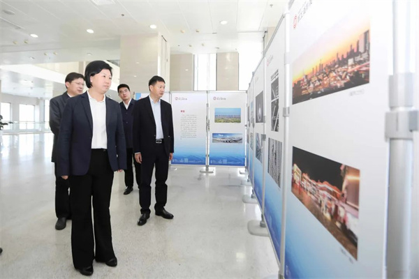 江苏盐城射阳县召开“庆五一”劳模先进代表座谈会