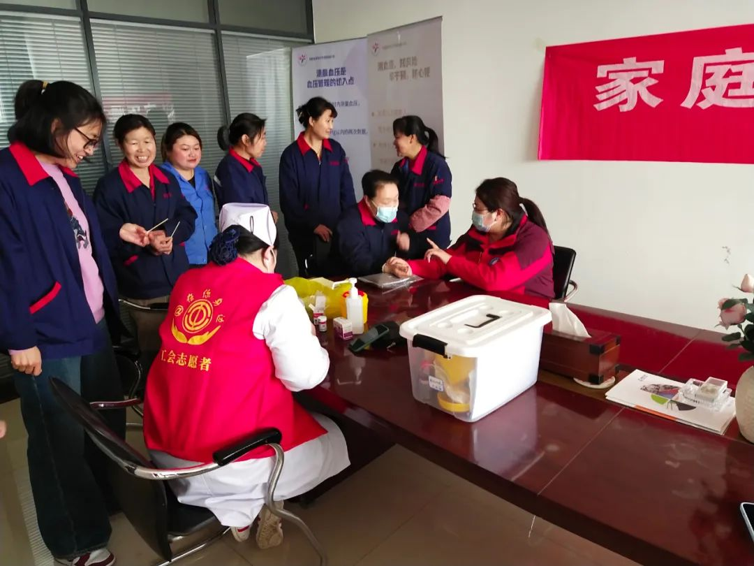 青岛西海岸新区胶河卫生院：家医签约进企业，家庭医生在身边