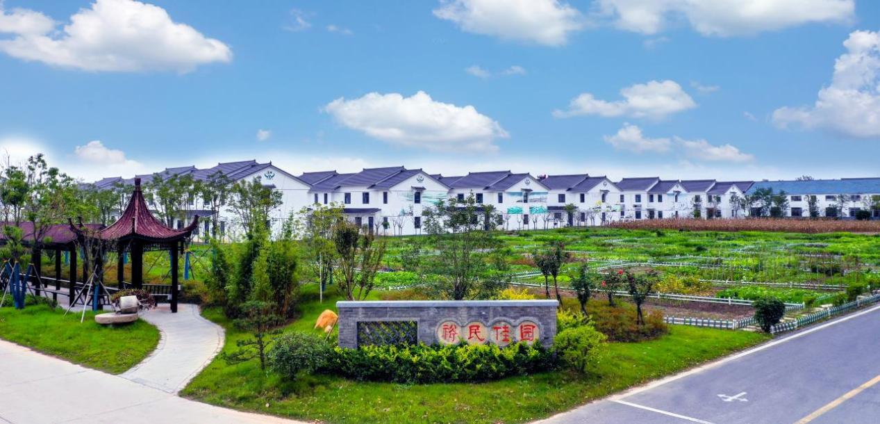 江苏盐城射阳县特庸镇：与群众同谱“创文”曲