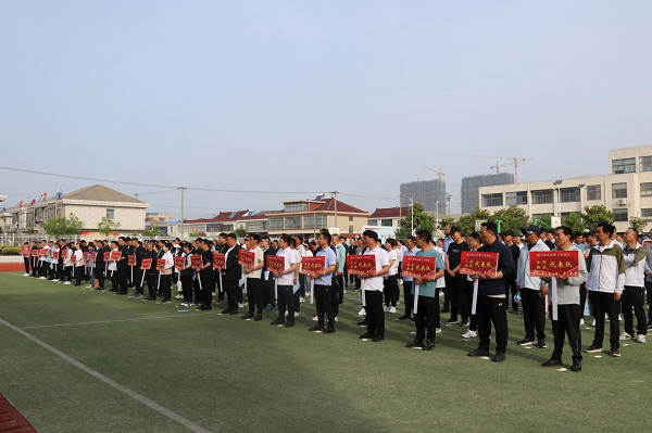 江苏盐城亭湖新兴镇举办第二届农民职工运动会