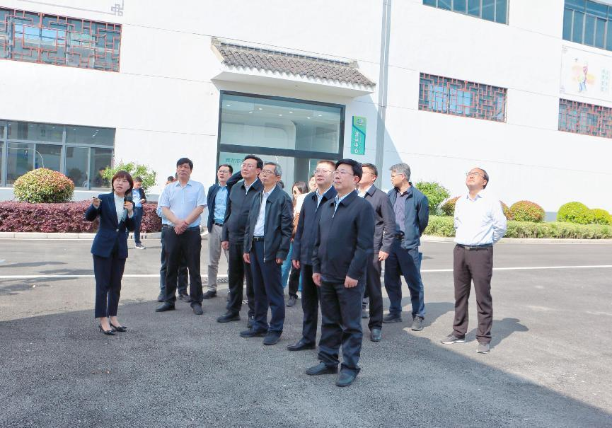 江苏东台市五烈镇：稻米产业党旗飘  构建发展新格局