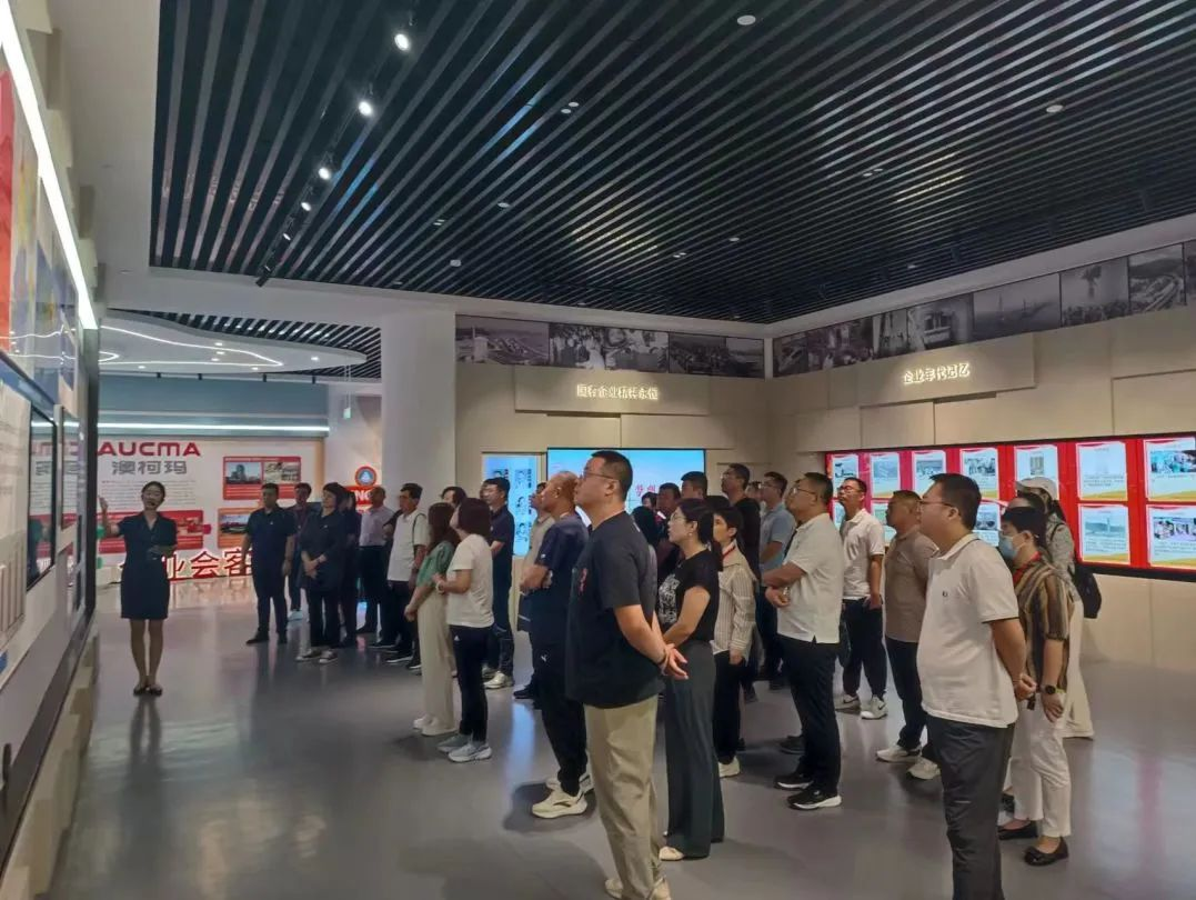 山东省县级两新组织党建工作示范点党员出资人培训班学员到辛安街道进行两新组织党建工作观摩