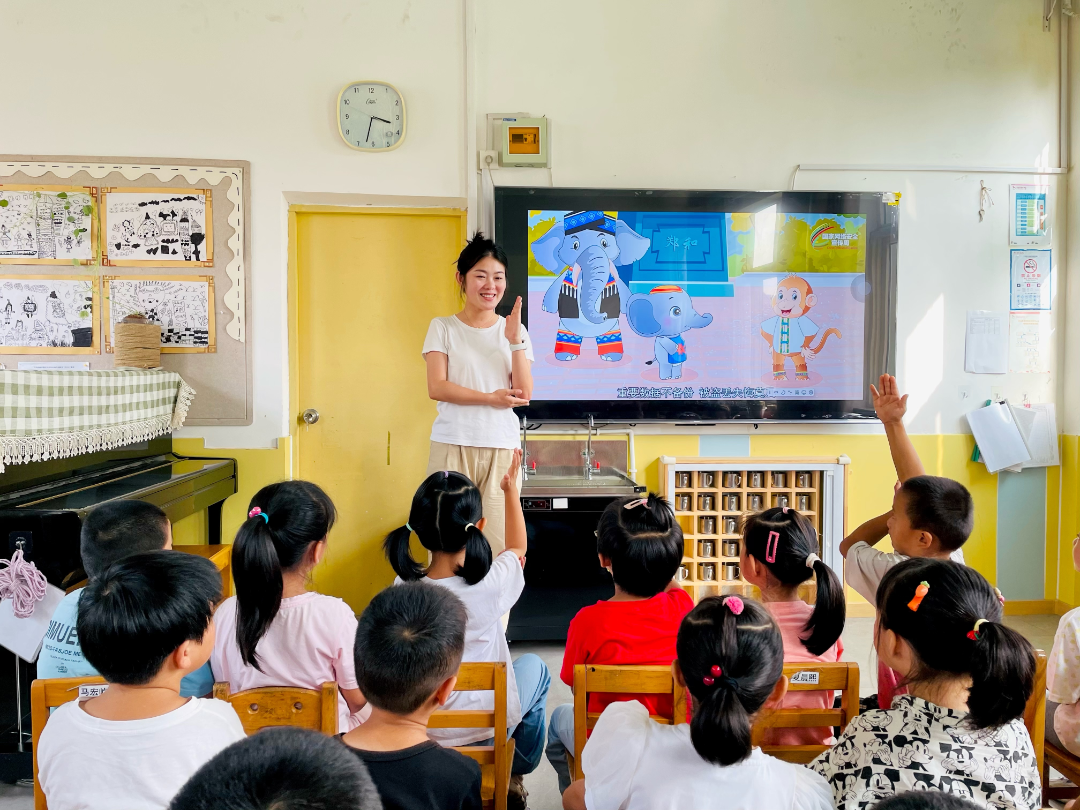 全环境立德树人——青岛西海岸新区开展“反诈小卫士”网络安全宣讲