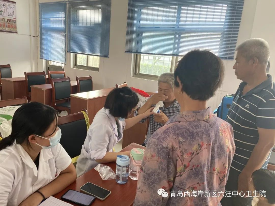 医心为民，护佑健康——青岛市黄岛区六汪中心卫生院开展 “服务百姓健康行动”大型义诊活动