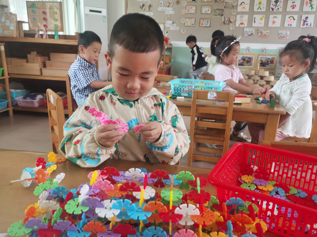 青岛西海岸新区开展“成长总动员”趣味智体活动