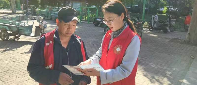 青岛西海岸新区幸运草公益服务中心参加“树敬老之风，促社会和谐” 敬老便民服务活动