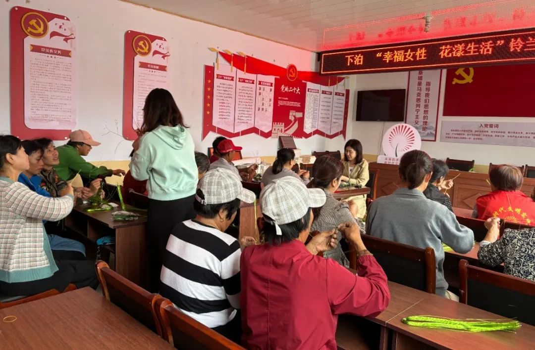 青岛市黄岛区滨海街道：文明实践“活力满”，居民群众展欢颜