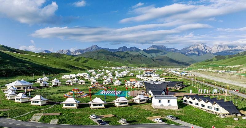 甘肃天祝县抓喜秀龙帐篷城——祁连山下独居具风情的最美丝路花园