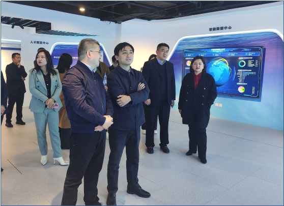 岳阳市人社局赴青探秘创业服务“崂山样板”