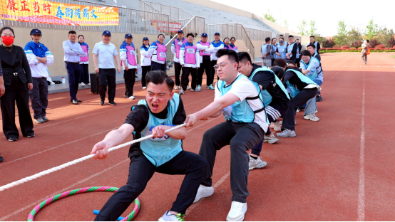 即墨住建系统举办庆“五四” 趣味运动会