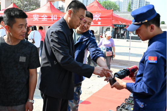 山东即墨：5·12防灾减灾宣传进社区