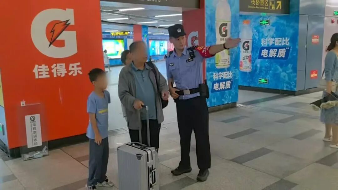 警察蓝守护中国红——抓马站派出所民警王杰的阅兵观礼感悟