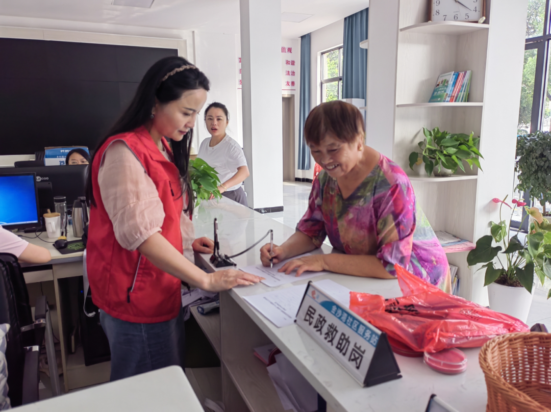 江西奉新：精准落实惠民政策