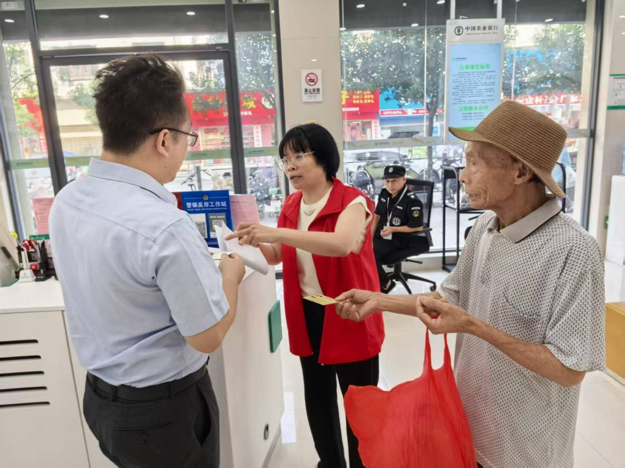 江西奉新：解“磁”之困 护“保”之安