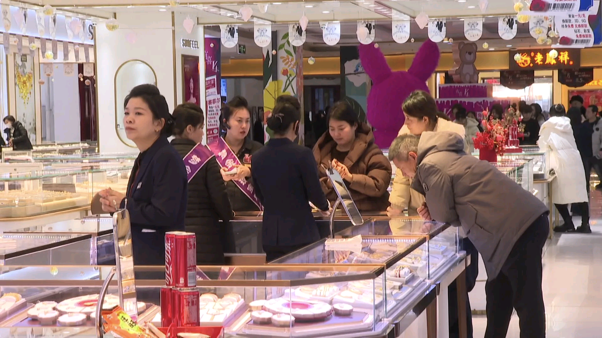 促消费 惠民生 市商务和口岸局开展消费补贴发放活动