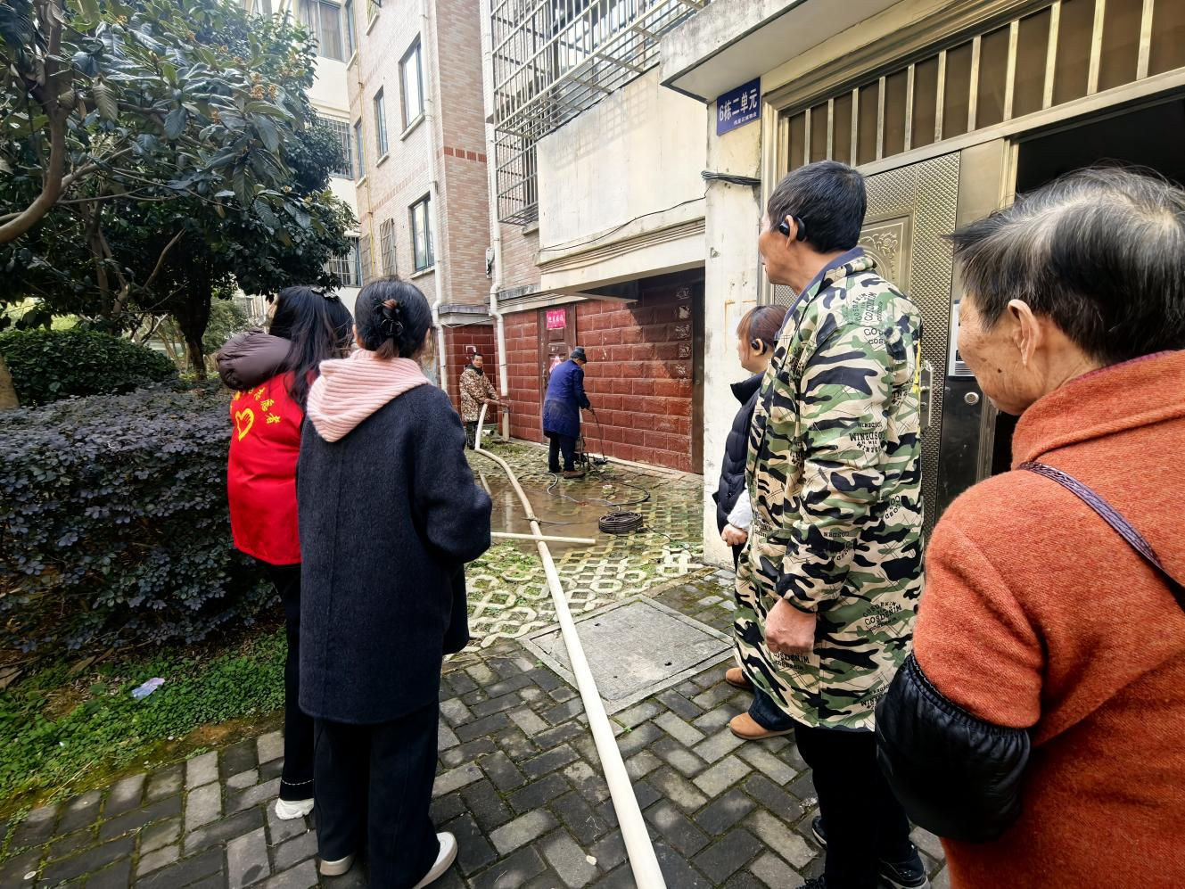 江西奉新：化解管道堵塞 保障居民正常生活